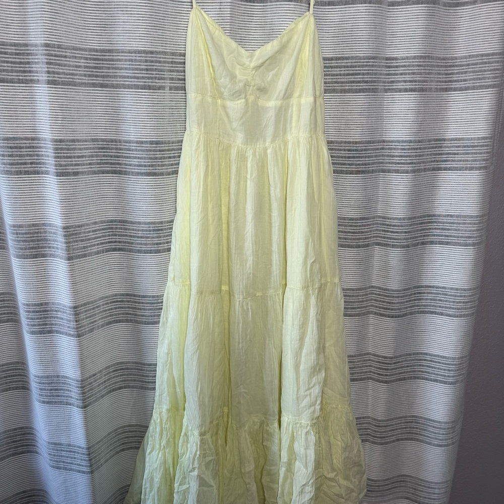 The A&E Tie Back MIDI Dress